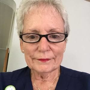 Meet your Posher, Paula